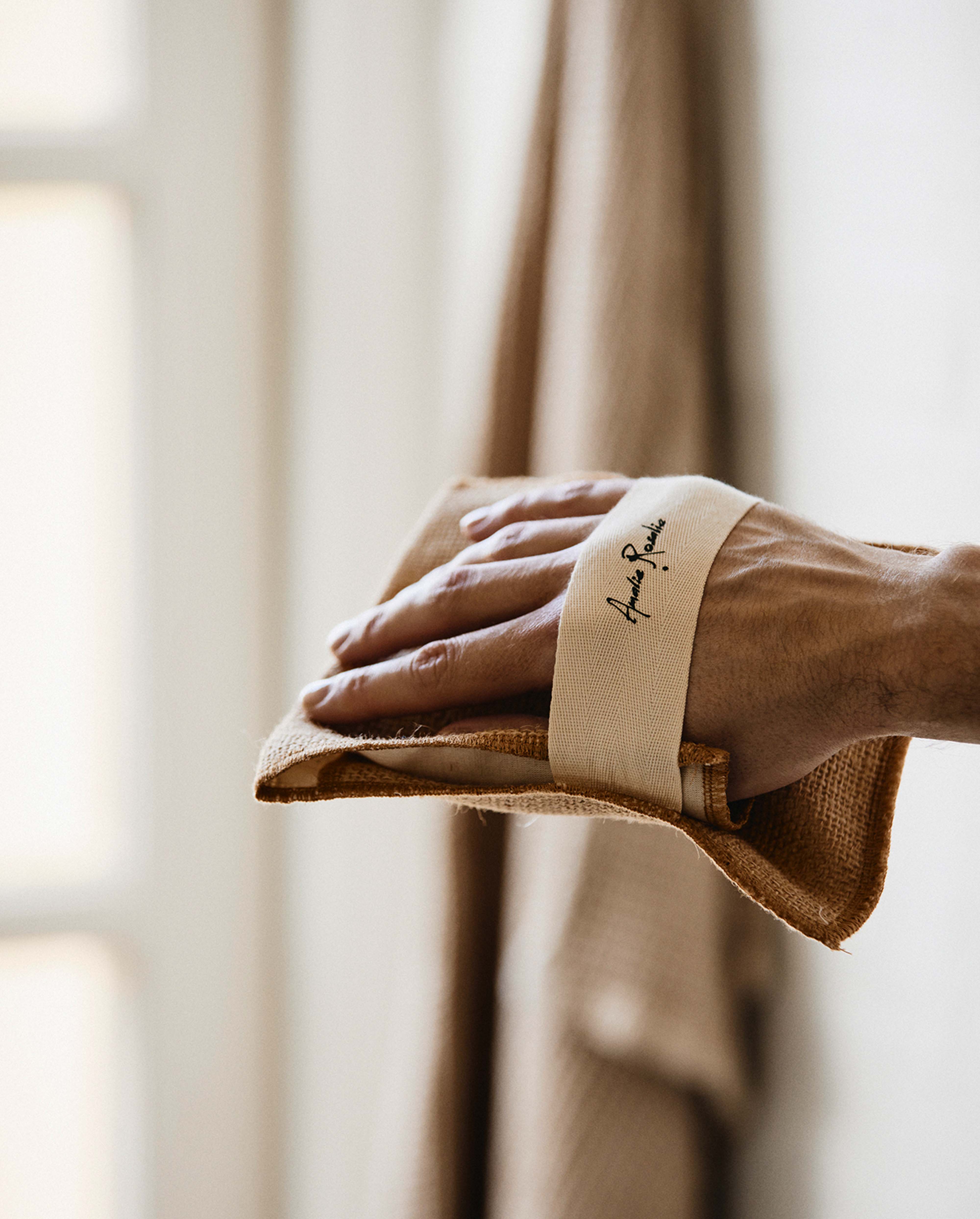 Jute soap glove