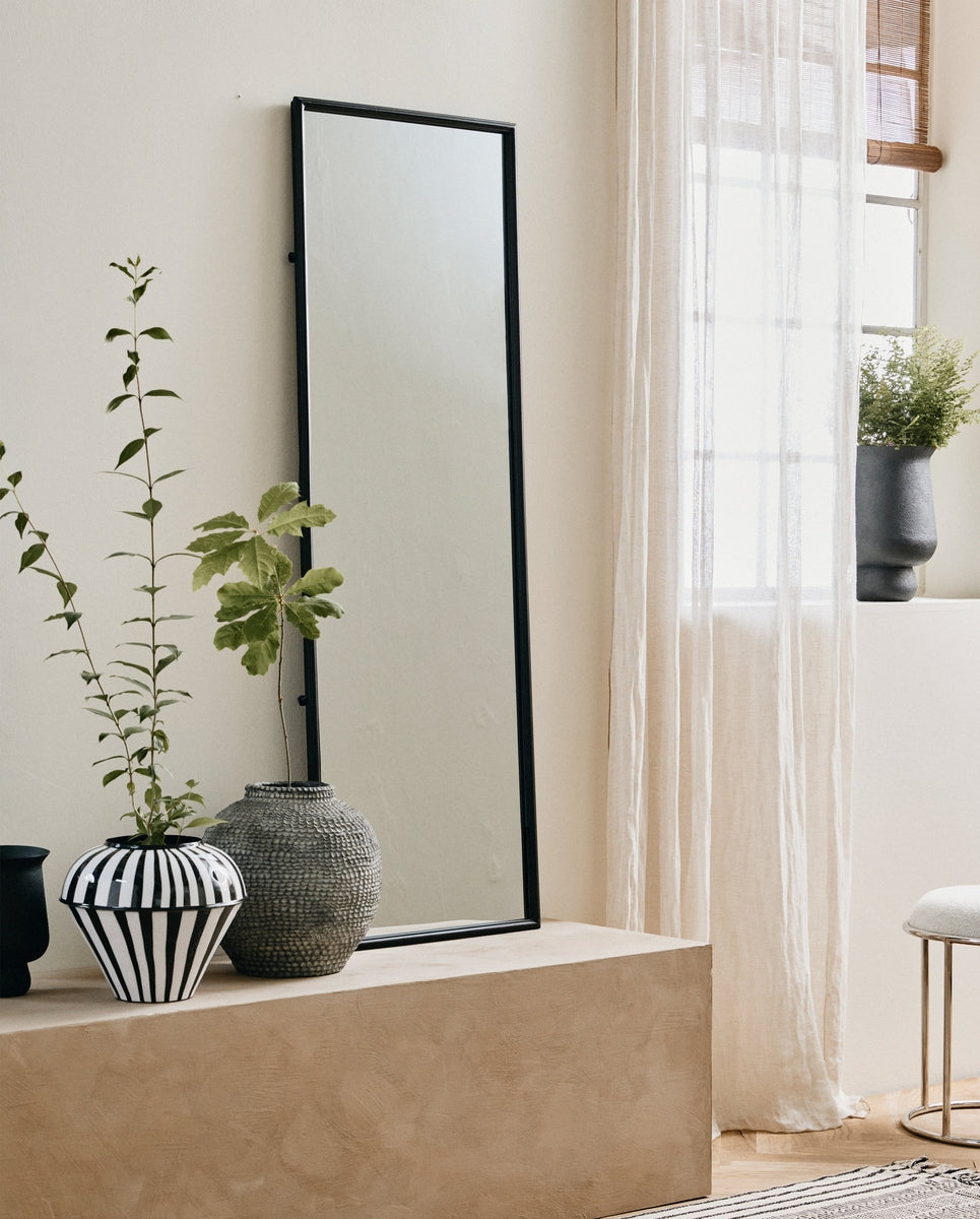 DOWNTOWN mirror, L - black