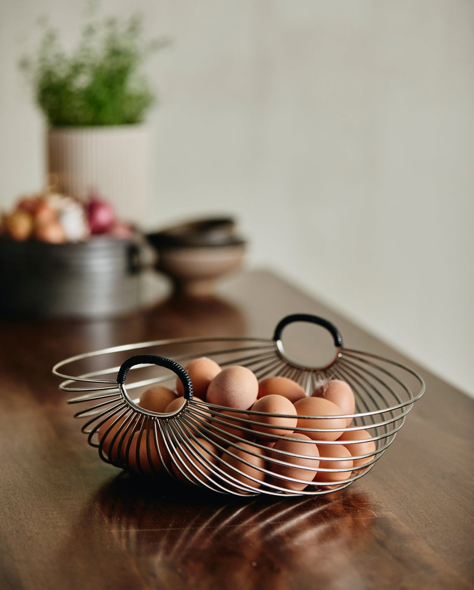 JAIPUR basket w. handles - chrome finish