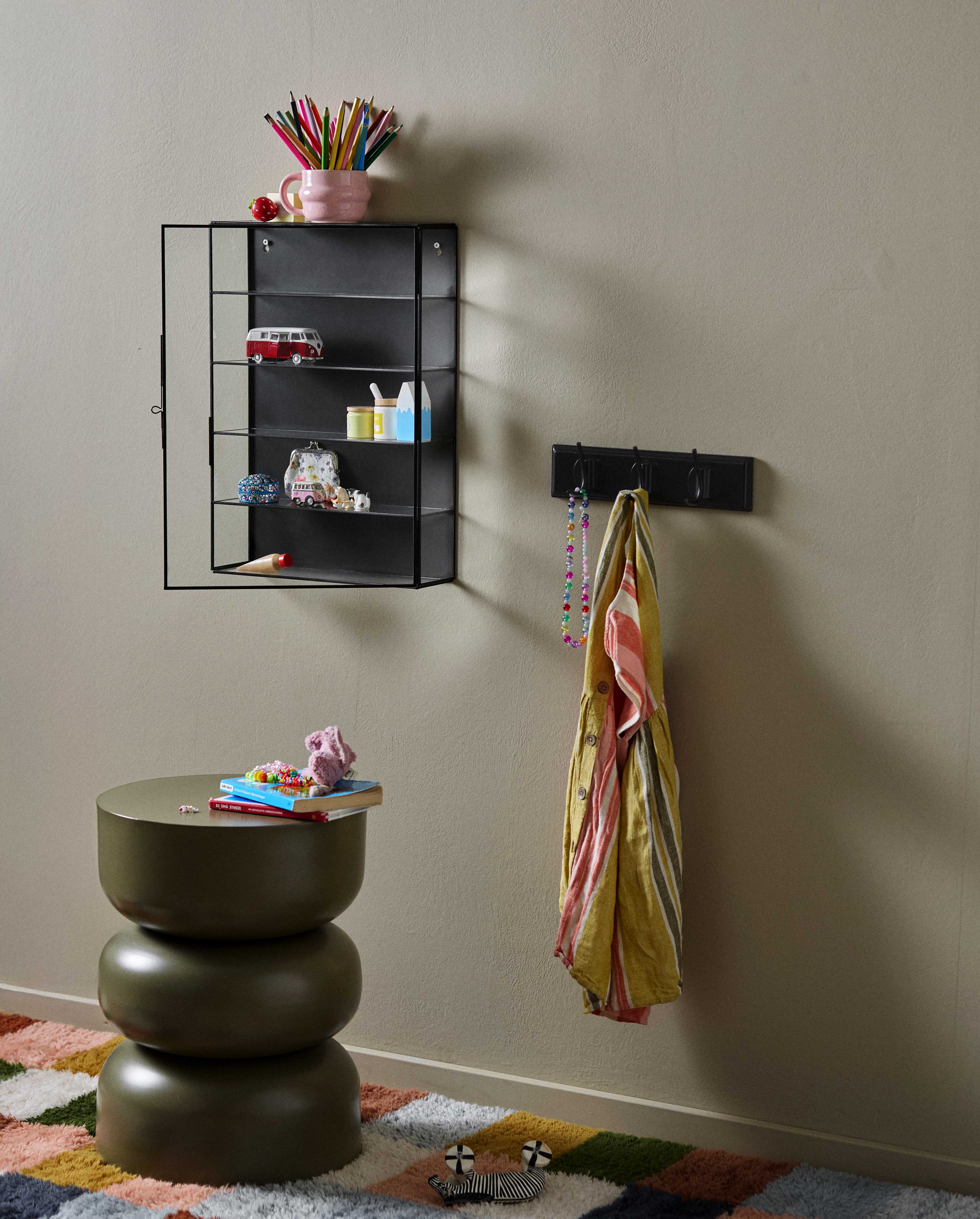 ADA wall cabinet, M, 4 shelves - black