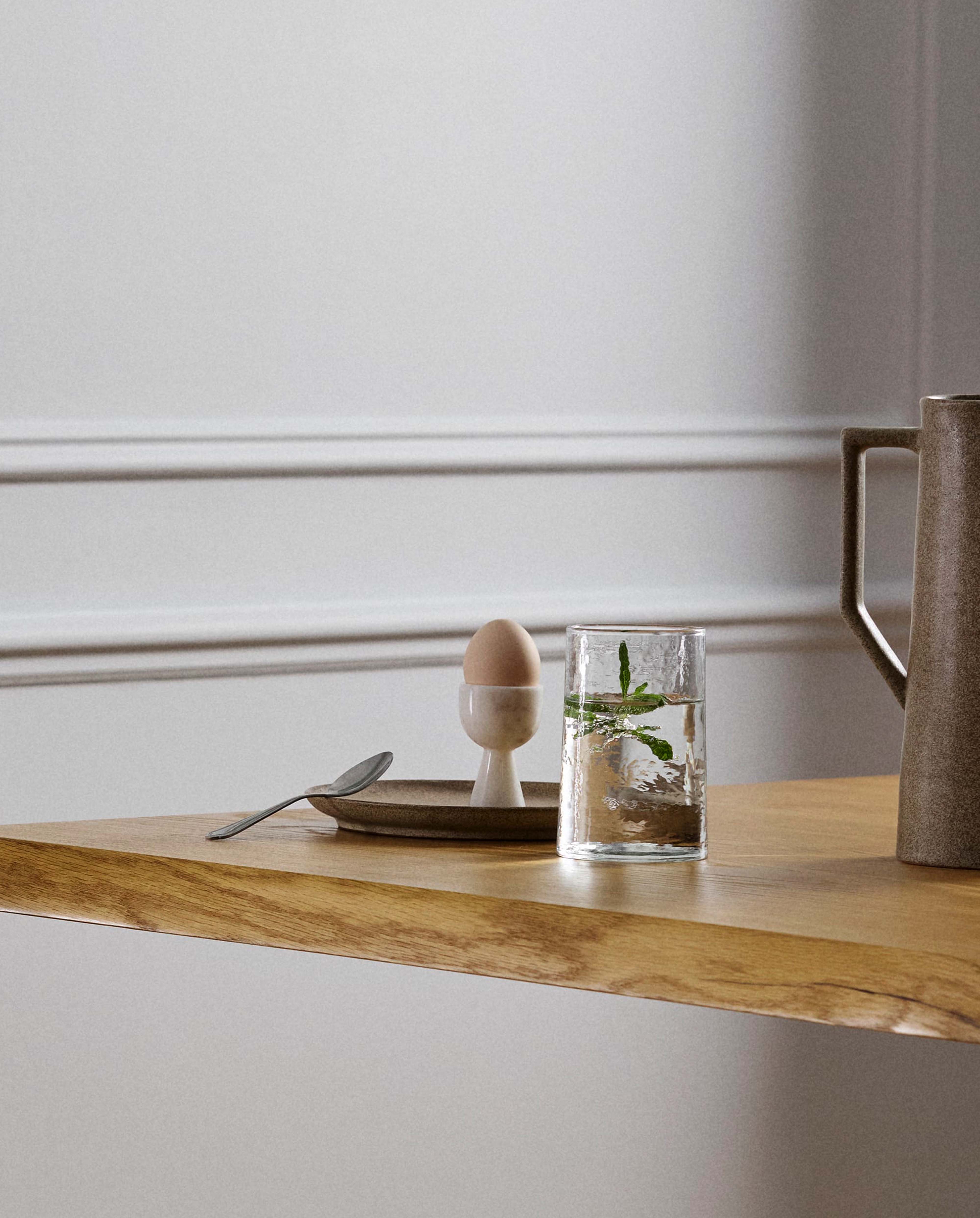 ISOP egg cup - white marble