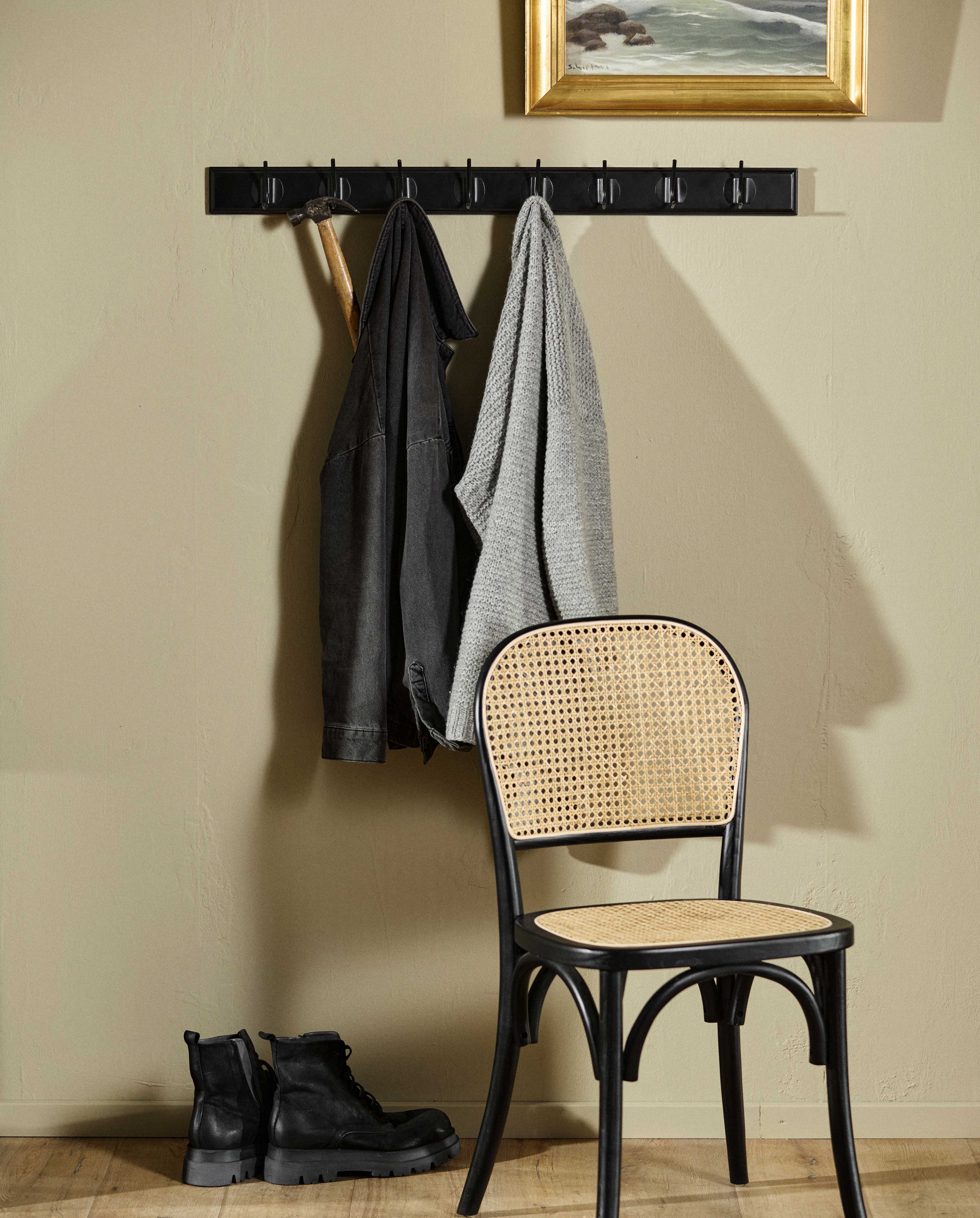 EDGY coat rack, 8 hooks - black w. black finish
