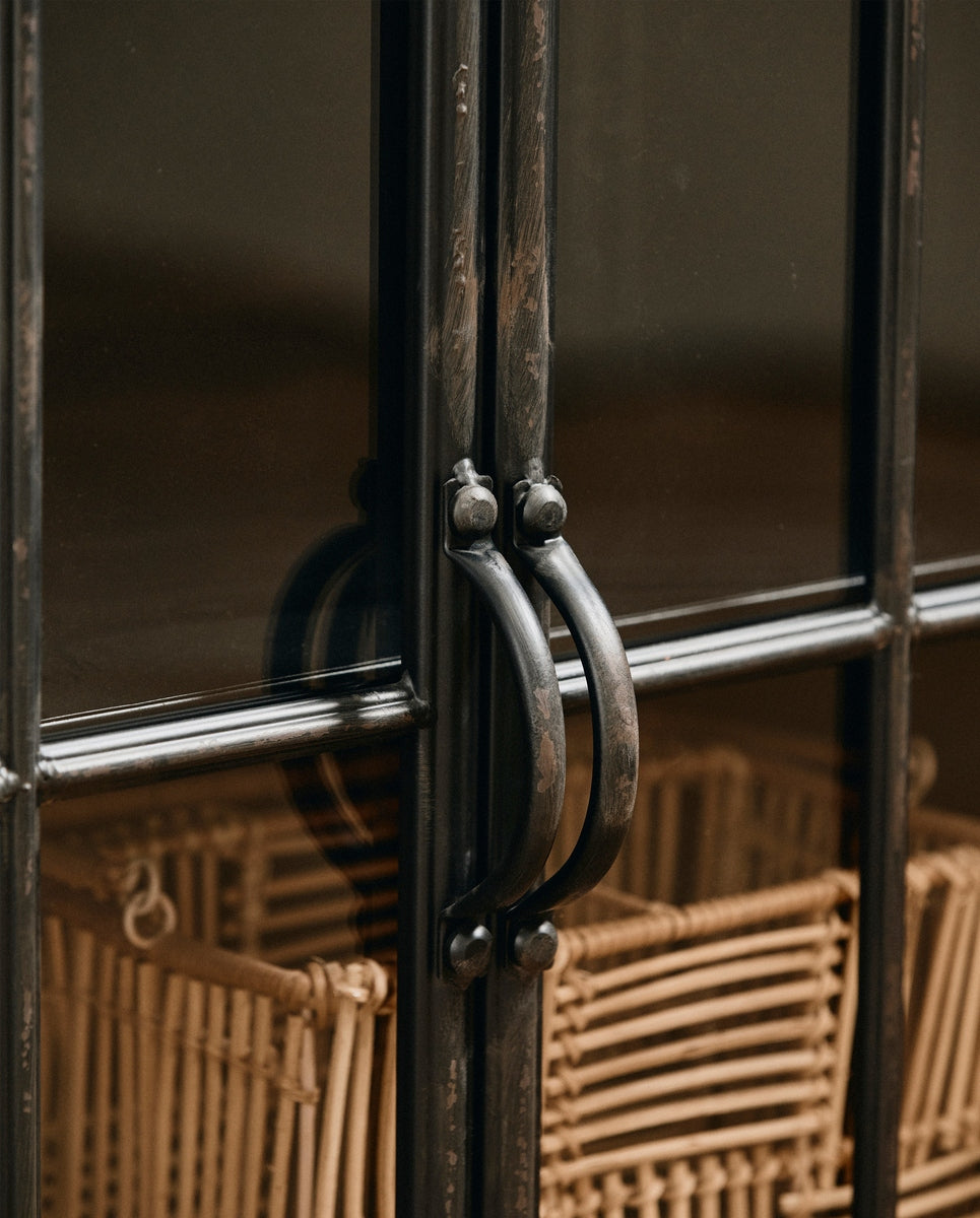 DOWNTOWN cabinet, 4 doors - black