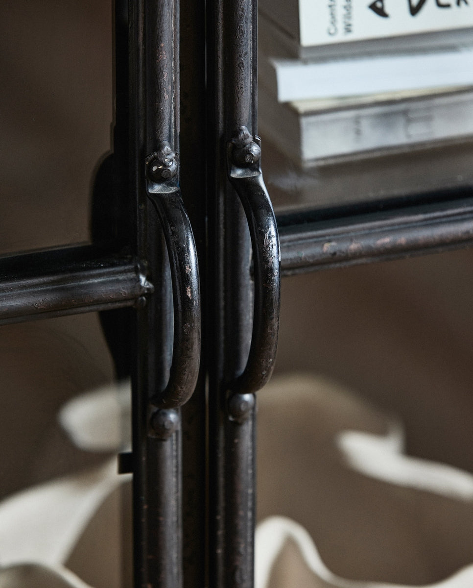 DOWNTOWN wall cabinet - black