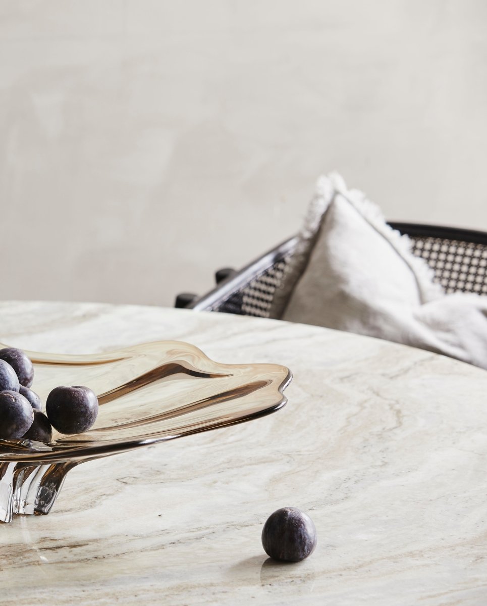 ERIE round dining table - Ivory nature marble tabletop