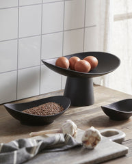 KEPEL cake plate - black