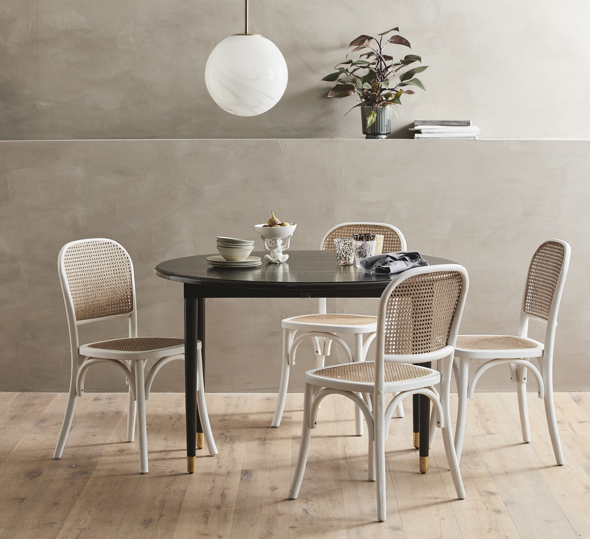 AHR round table, folding - black wood